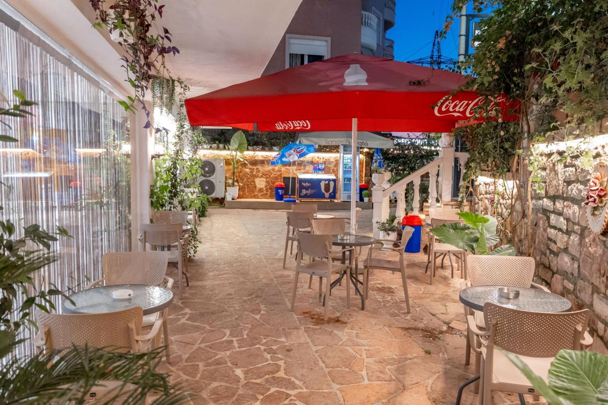 Hotel Elite Sarandë 외부 사진