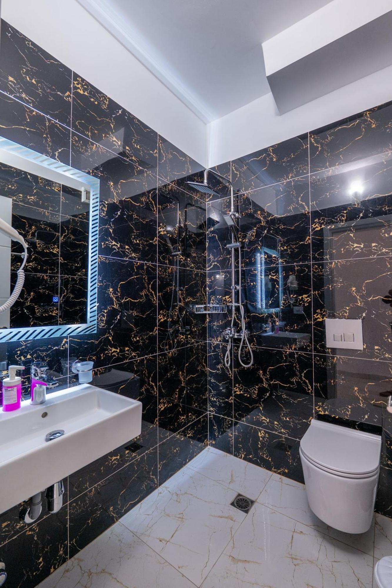 Hotel Elite Sarandë 외부 사진