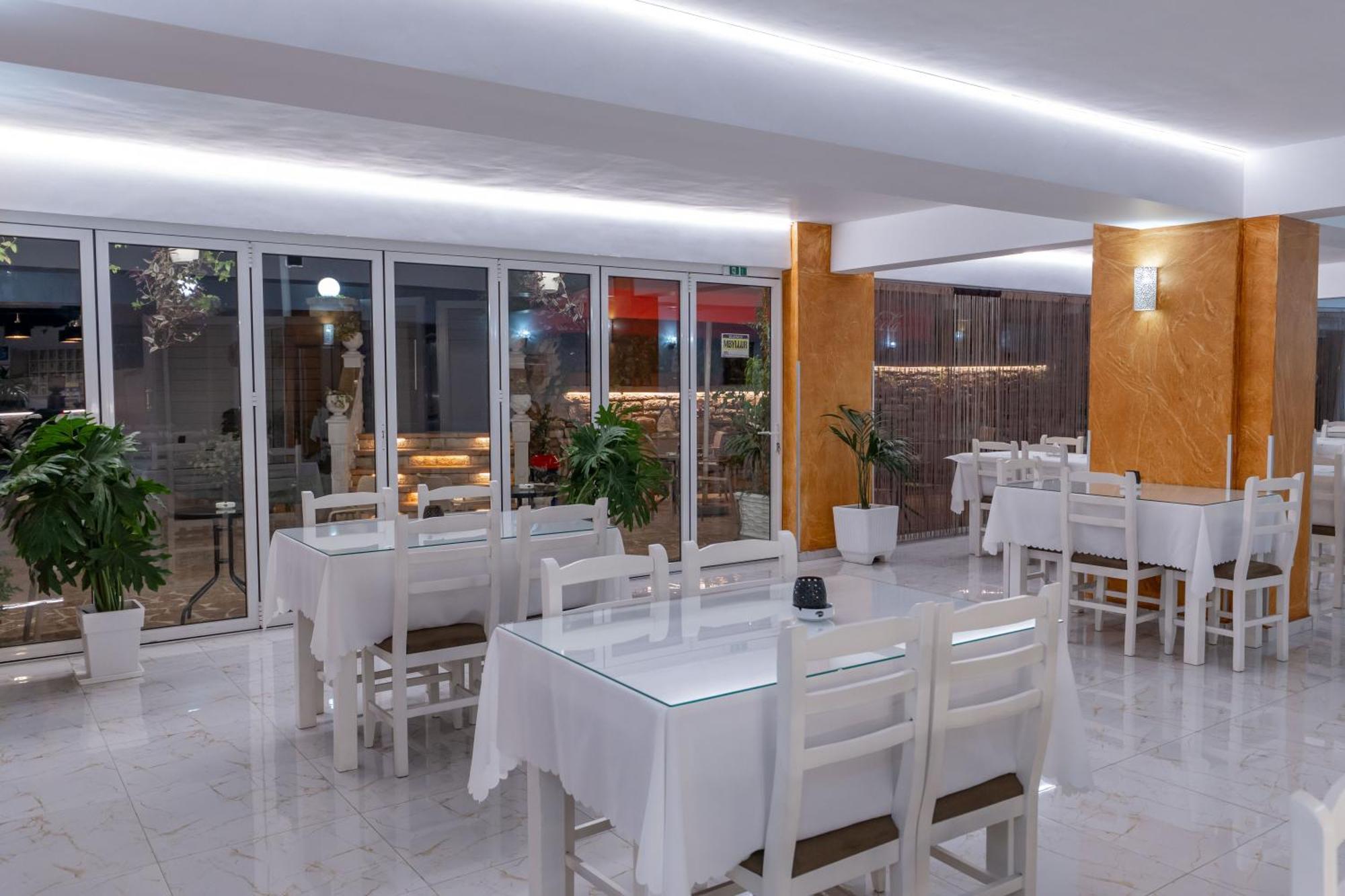 Hotel Elite Sarandë 외부 사진