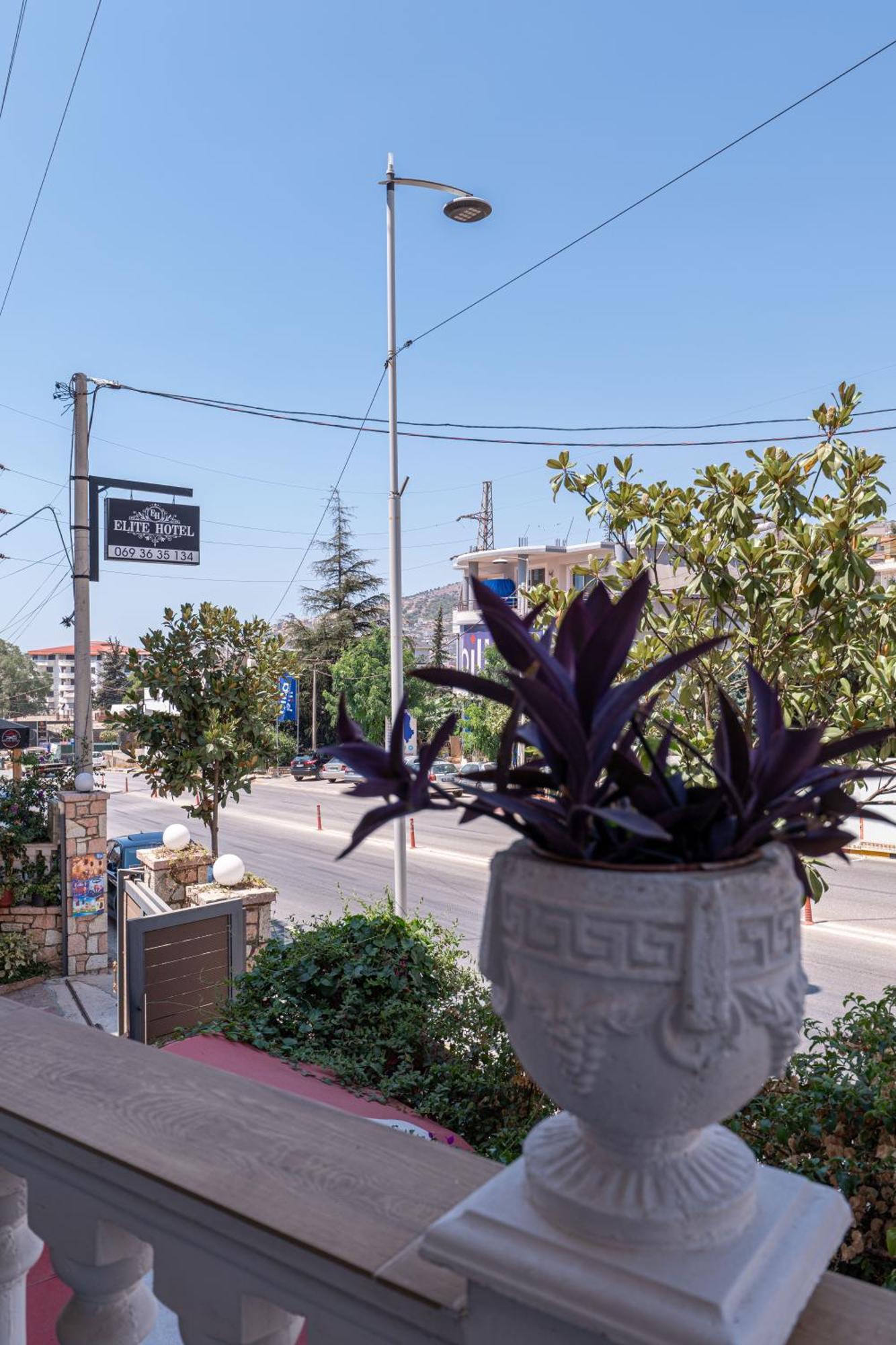 Hotel Elite Sarandë 외부 사진
