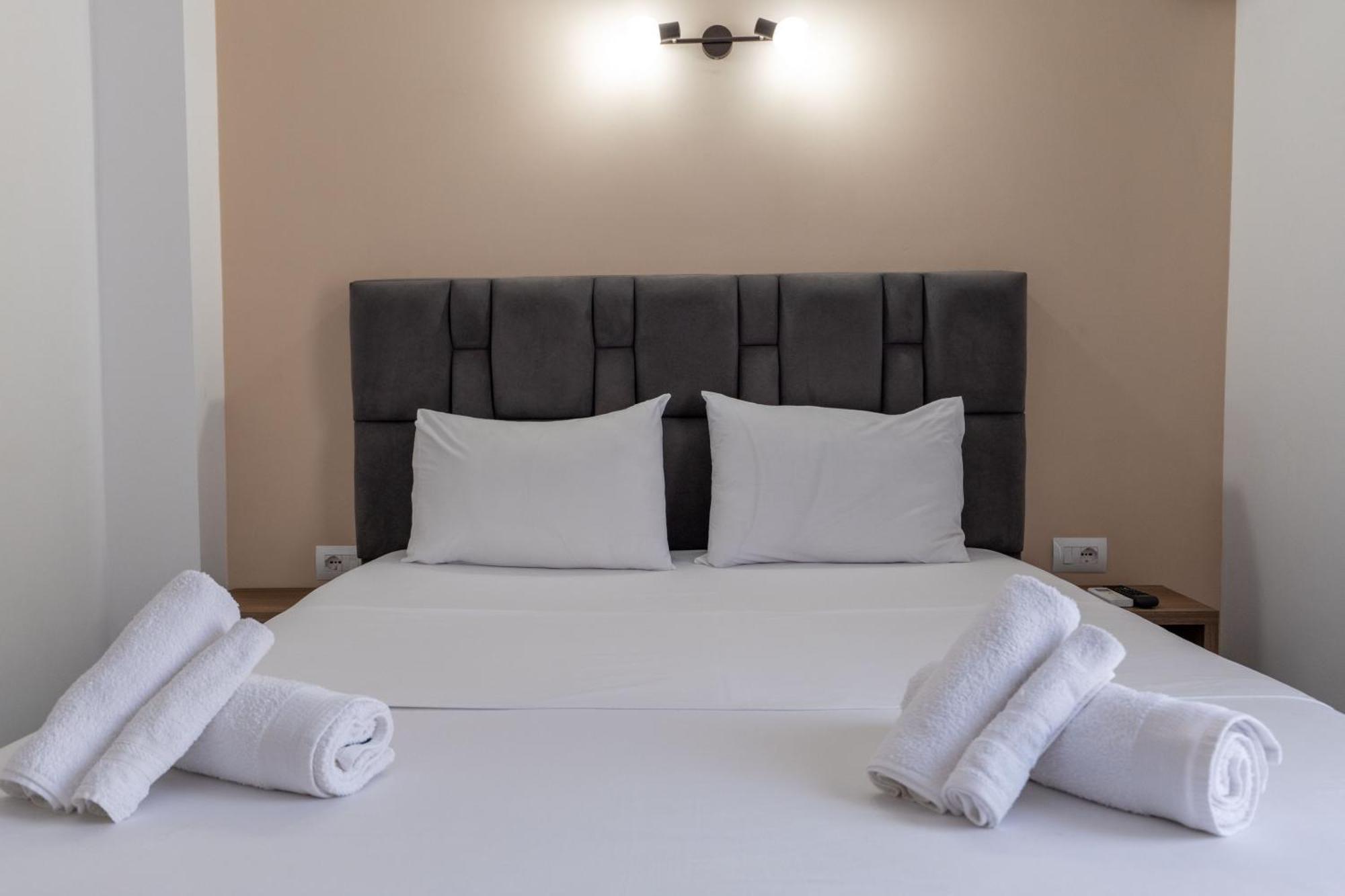Hotel Elite Sarandë 외부 사진