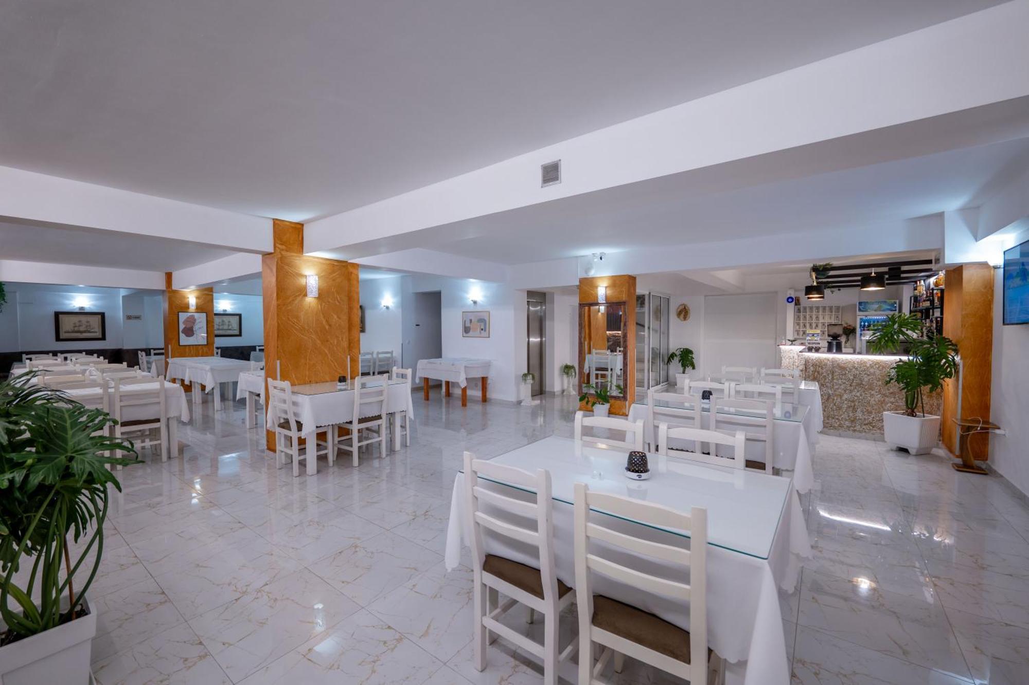 Hotel Elite Sarandë 외부 사진
